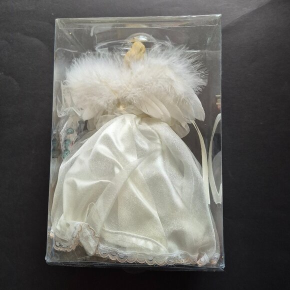 10 Light Porcelain Angel Tree Top - Picture 10 of 11